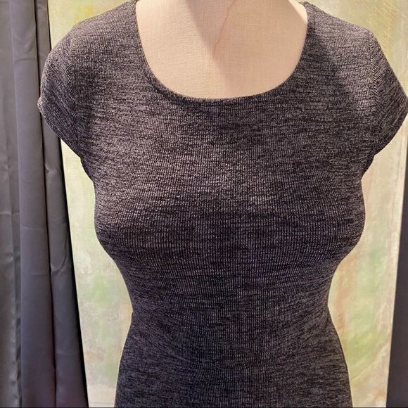 Everly Medium Gray Short-Sleeve Dress - Picture 2 of 5